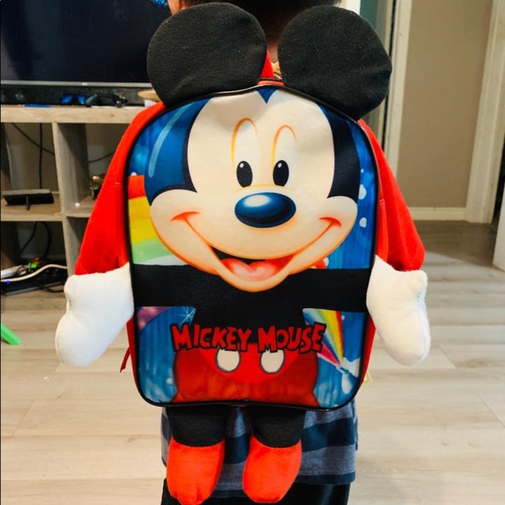 Mickey Backpack π NEW β€οΈπ€β€οΈπ€ - Picture 3 of 3
